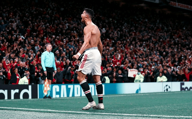 Manchester United jest wdzięczny CRISTIANO RONALDO za ponowne dołączenie